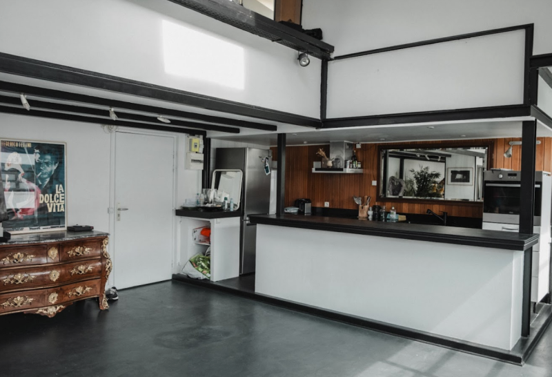 renting out your apartment for a photo shoot