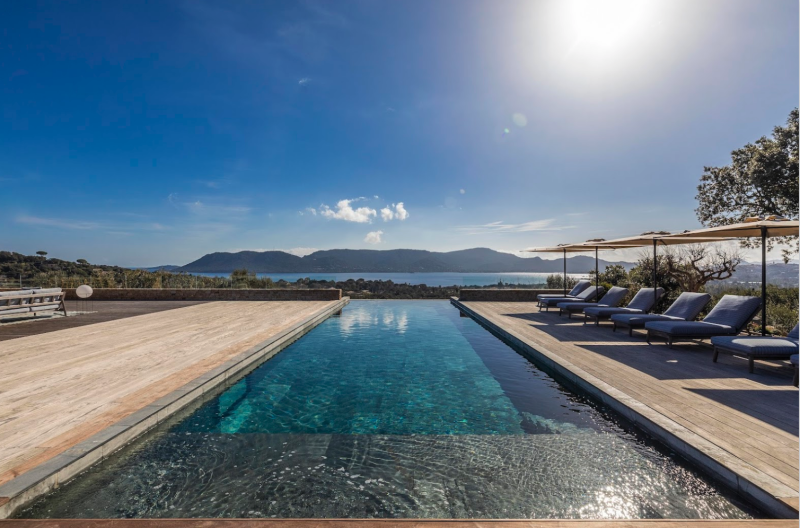 Contemporary house for rent for photo shoots in Corsica
