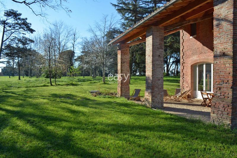 event venue rental for various occasions and corporate functions in Toulouse