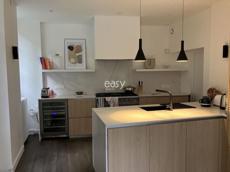 large bourgeois townhouse ideally suited for film shooting in Paris, FRANCE