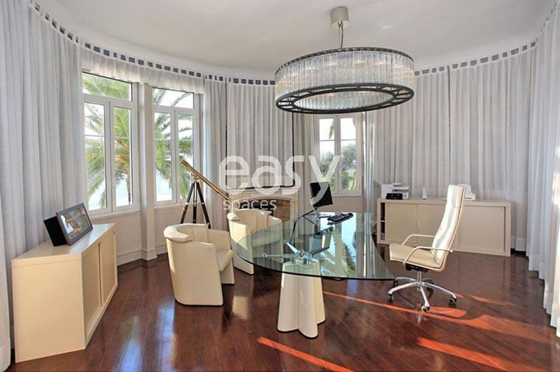 Villa Riviera available for rent specifically for professional photo shoots in the beautiful city of Nice 06