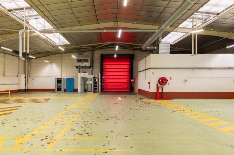 Rent an unusual venue for photo shoots, filming and events near Paris