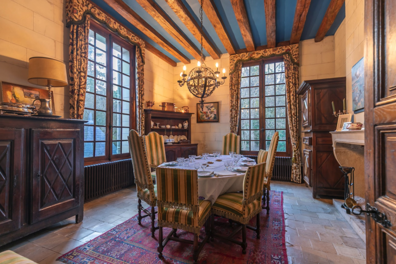 private mansion for rent for filming tours