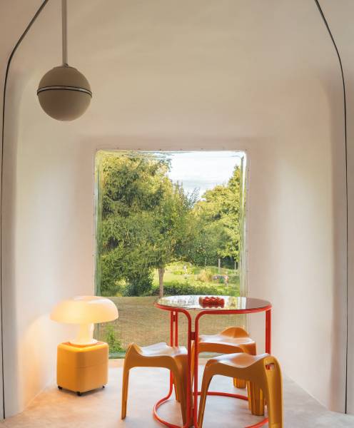 Unusually Unique and Uncommon Photoshoot Location in FRANCE