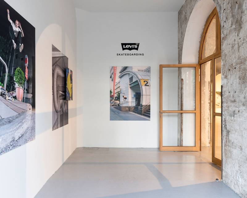 Raw venue rental for professional photo shoots in Paris, FRANCE