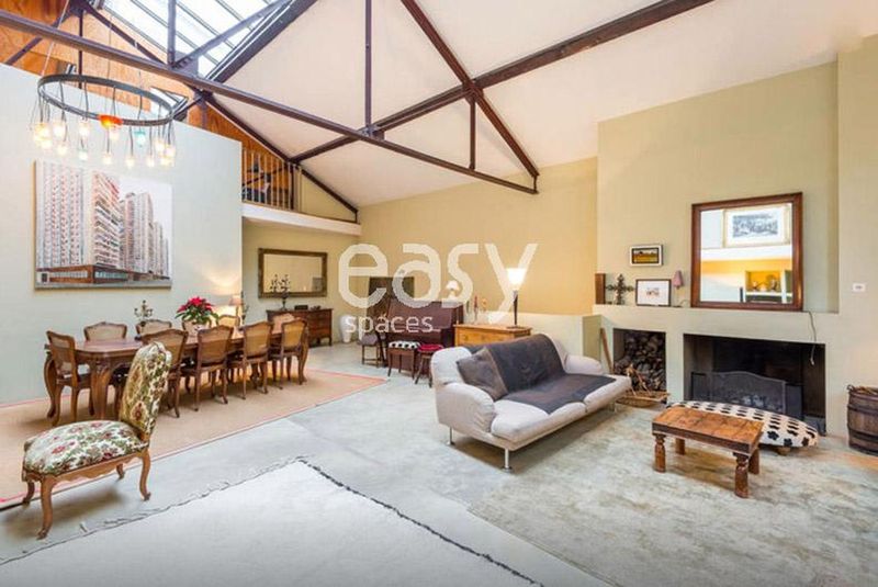 rental of an unusual and unique space located in Lyon city center