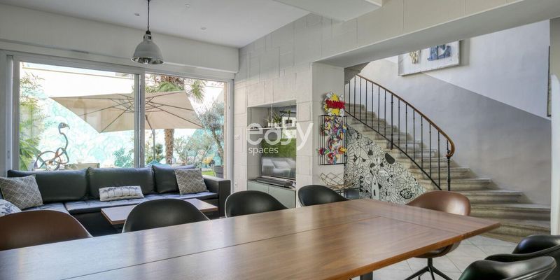 location of the professional photo shoot in the city of Lyon