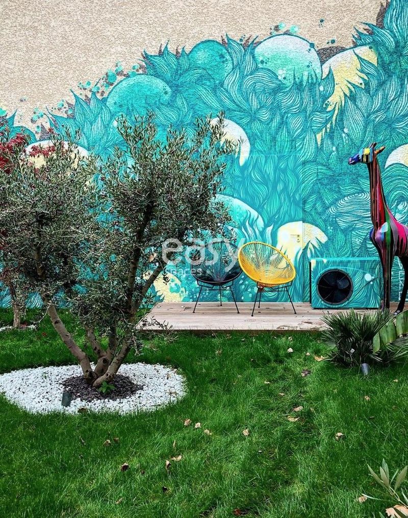 Unusual and unique space available in Lyon specifically designed for hosting various event types