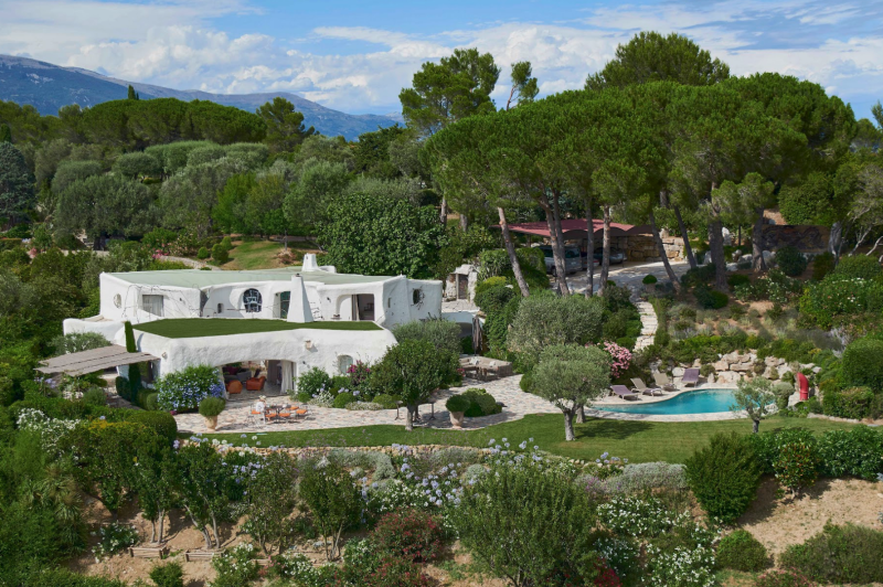 Unique and Unconventional Villa Available for Rent for Film Shooting in Cannes, FRANCE