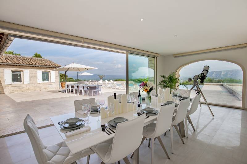 Modern house available for rent near Avignon in the south of FRANCE