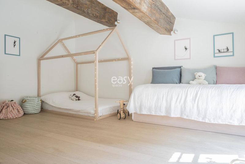 Unusual and Remarkable Place Located in the Beautiful Luberon Region