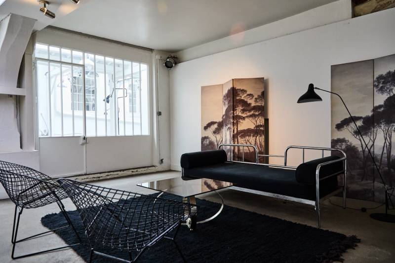 rent an industrial loft ideal for filming projects located in central Paris, FRANCE