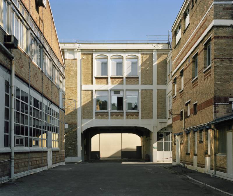 Industrial location site available for filming purposes in the city of Paris, France