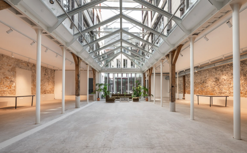 Loft for rent for photo shoots in Paris
