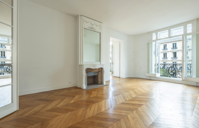 filming location in the center of Paris