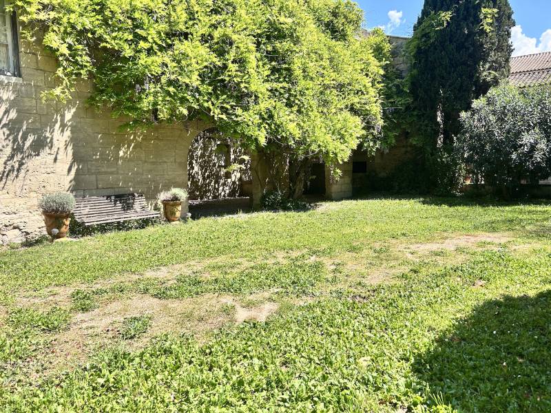 Rustic countryside garden perfectly suited for professional photo shoots in FRANCE