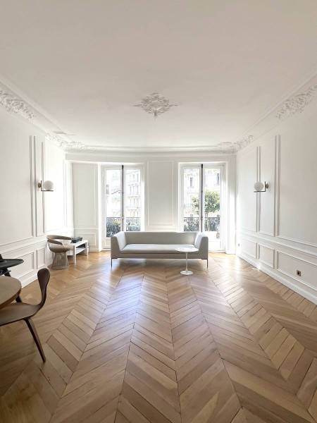 Haussmann-style apartment for rent for photo shoots in Paris