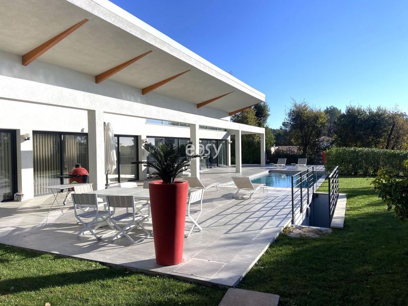 modern villa located near the city of Nice in France