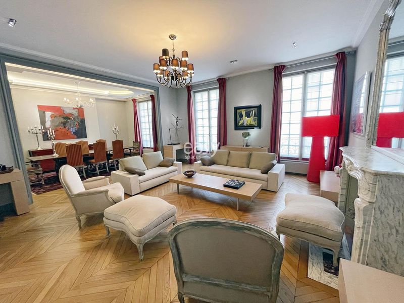 Renting a Stunning, Typical Haussmann-Style Parisian Apartment for Filming Purposes in Paris 75, FRANCE