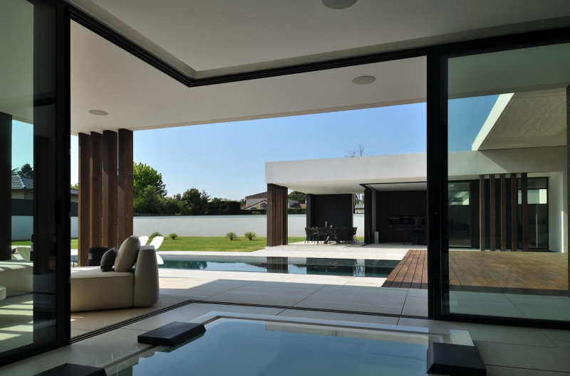 Very modern villa for rent for a photoshoot