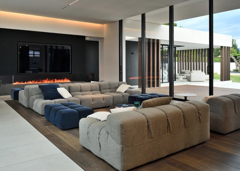 Rent a contemporary villa for events in Grenoble