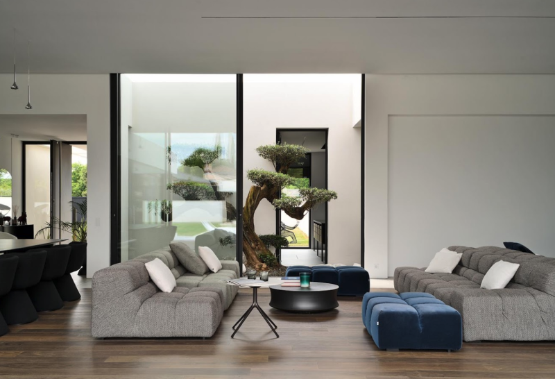 renting an ultra-modern villa for a film shoot in Grenoble