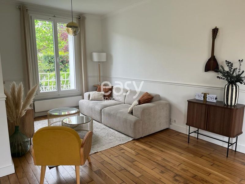 unusual and unique shooting location in Paris FRANCE