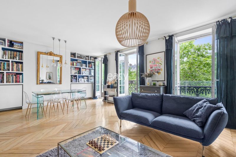 Location available for photo shoots in FRANCE, perfect for professional photography sessions