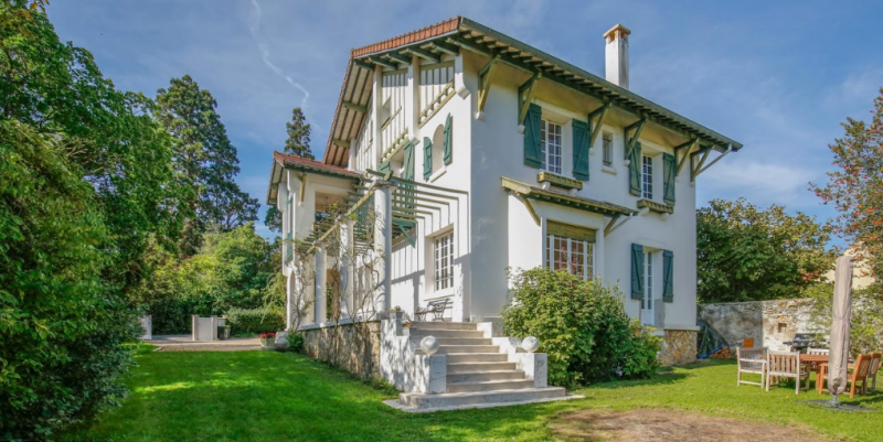 original house for rent for photo shoots in Paris