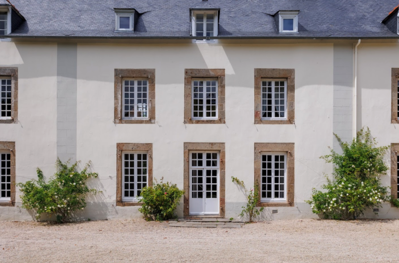 Castle rental for filming, photoshoots, and events near Rennes in France