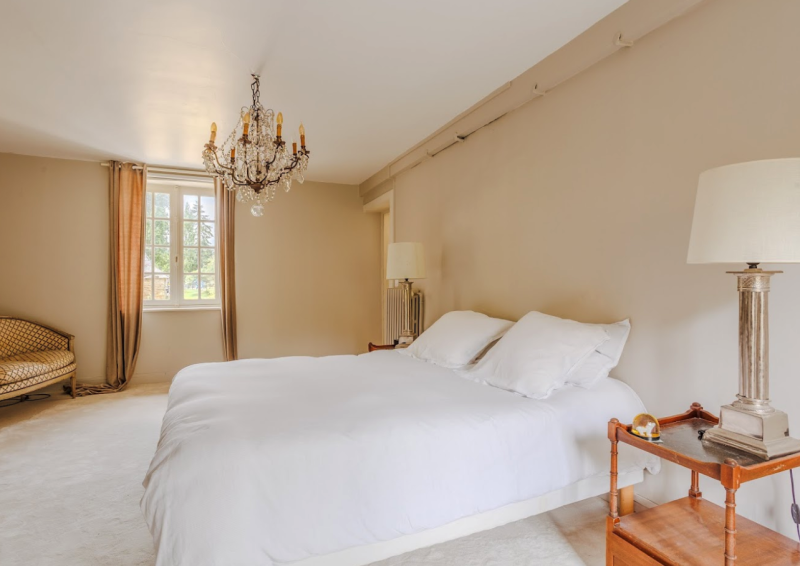 Castle rental for filming, photoshoots, and events near Rennes in France