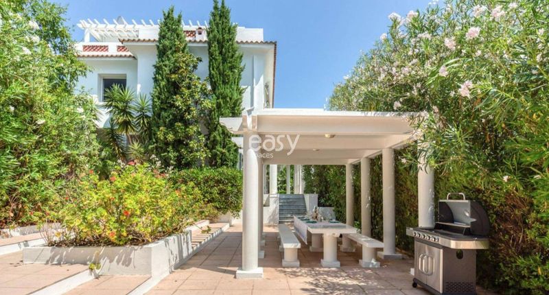 luxury villa available for rent specifically for professional photo production on the French Riviera coast