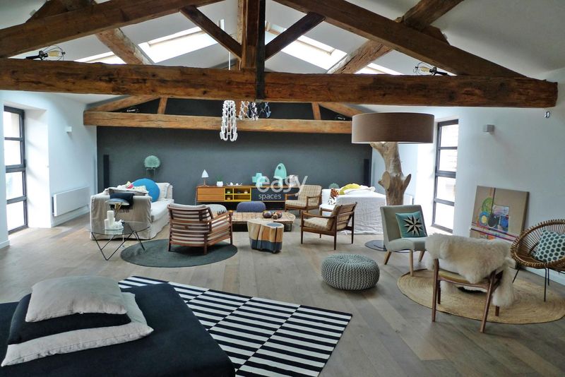 Renting a filming location in the city of Lyon and its surrounding areas