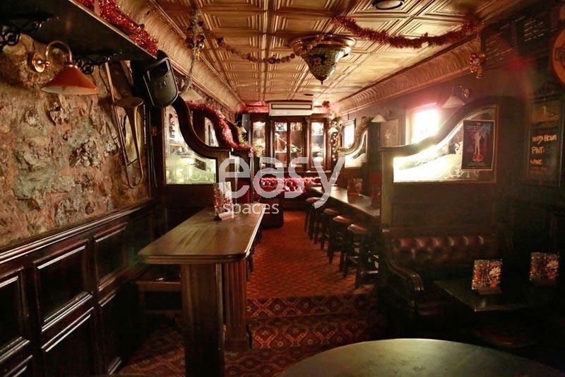 Agency specializing in the exceptional and unique rental of movie sets and film scenery