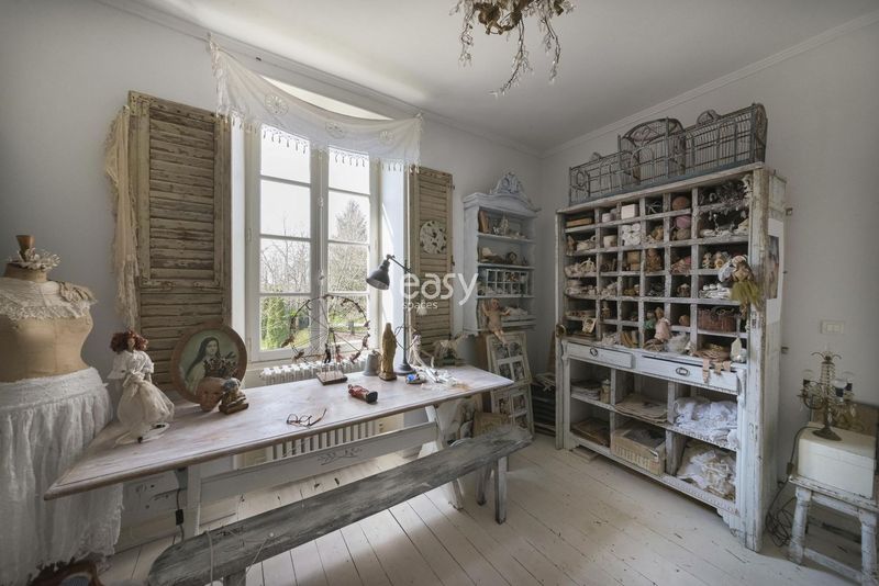 unique and unusual setting creating a distinctive backdrop for a photo shoot