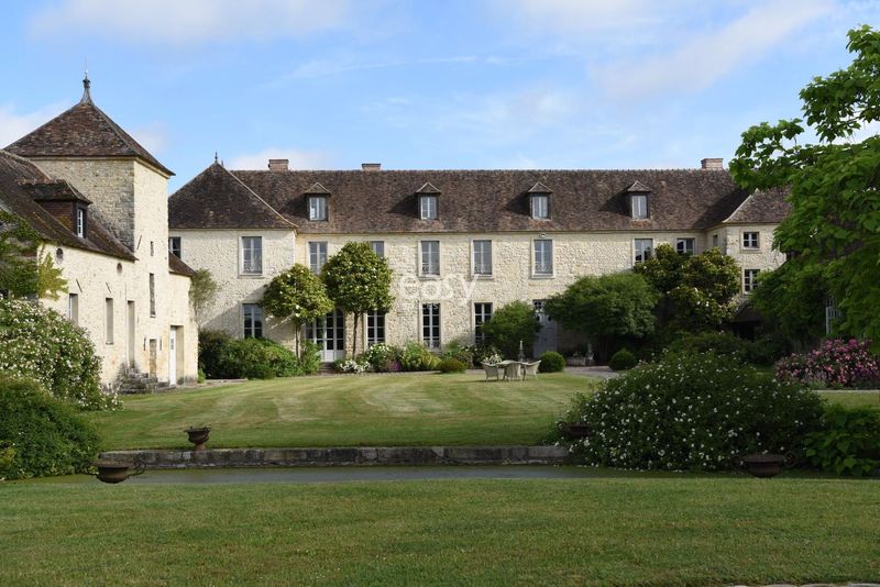 Unusual and unique event venues in the city of Paris suitable for all occasions