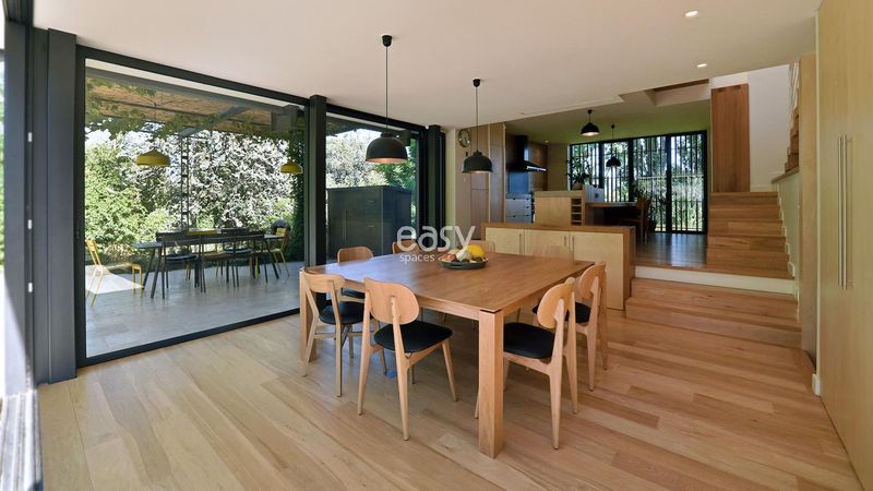 Photography shooting location situated in Aix-en-Provence, FRANCE