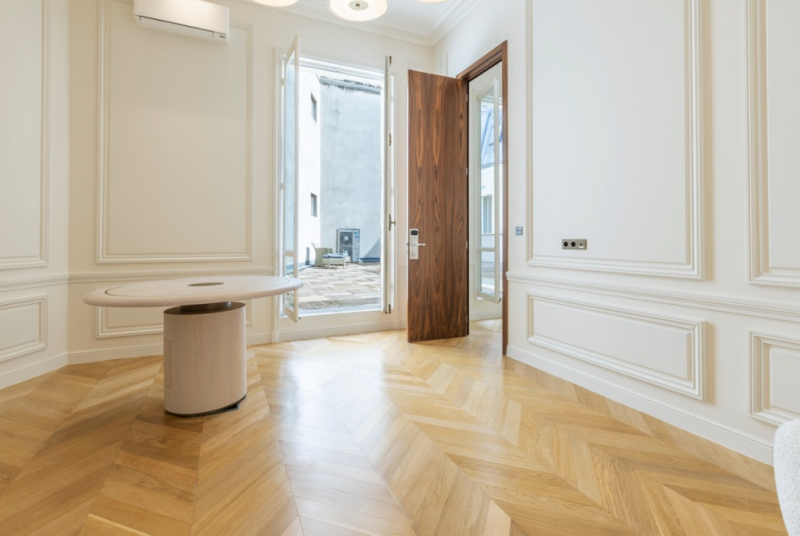 Haussmannian apartment for rent for filming in Paris