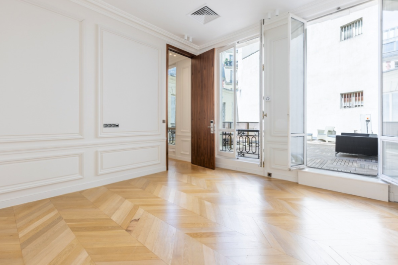 Parisian apartment for rent for press launch in Paris