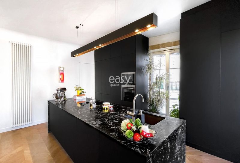 Shooting location situated in the very heart of the central area of Paris, FRANCE