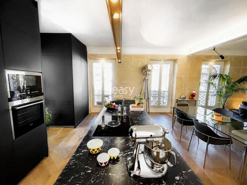 Private apartment available for rent for professional photoshoots in Paris, France