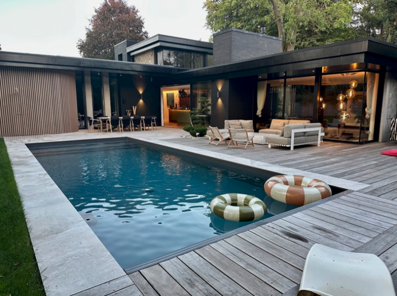 rent a contemporary villa for a photo shoot in the north