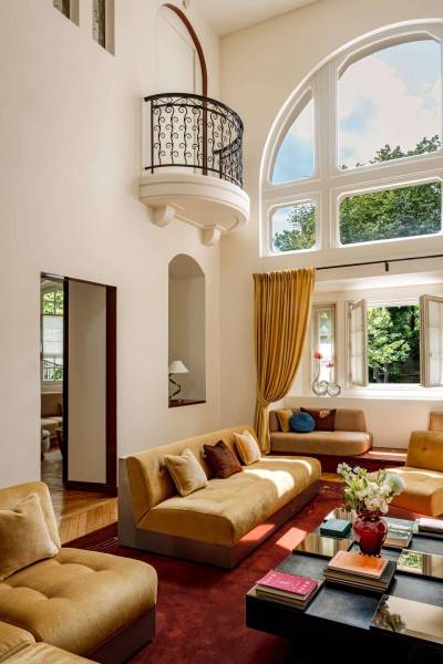 photo shoot location rental agency in Paris 