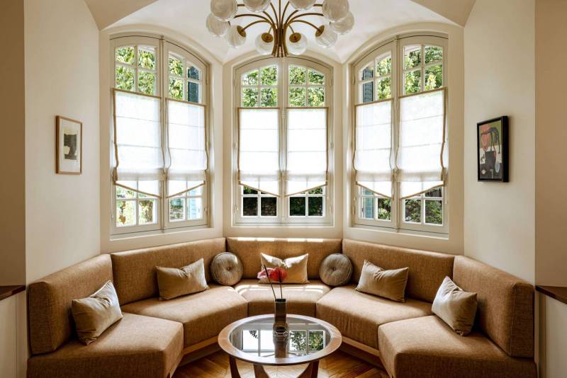 film location rental agency in Paris