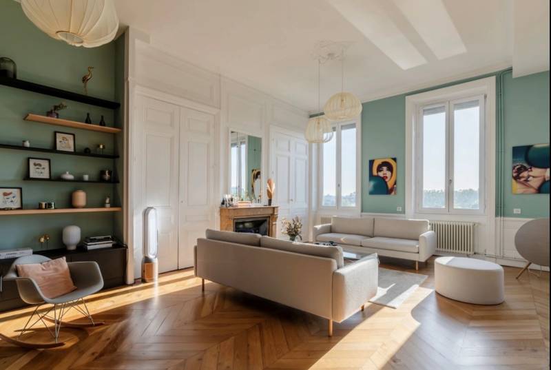 Decor Available for Rent in Lyon, France, for Professional Photo Shoots