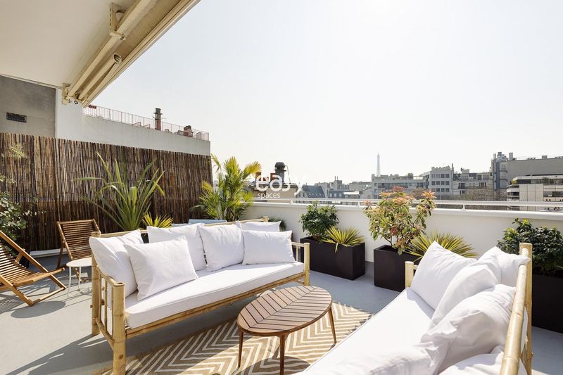 rent a location for a photo shoot in the city of Paris in France