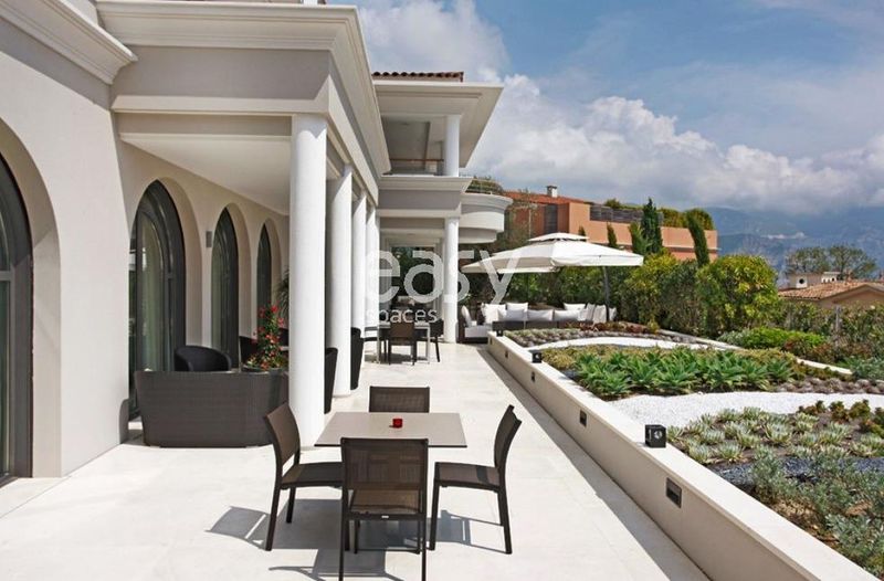 renting various locations and venues for cinema and film productions specifically in the city of Nice