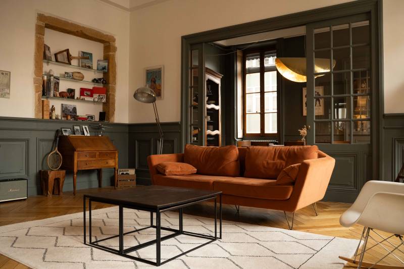 apartment available for rental specifically designed for professional photo shoots in Lyon, FRANCE