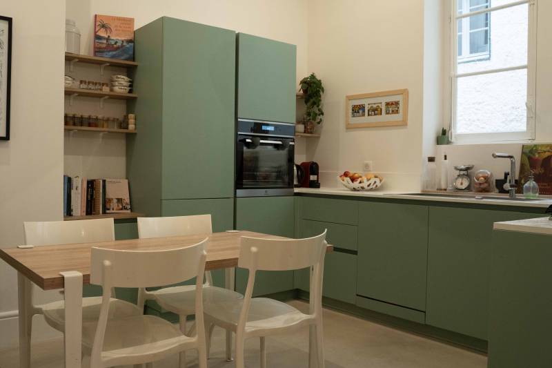 Offer your apartment as a location for professional photo shoots or filming in FRANCE