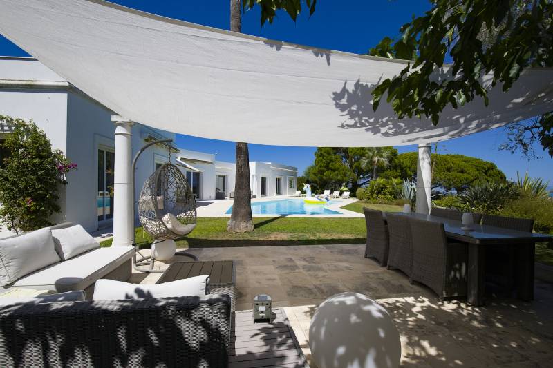 Photoshoot location on the beautiful French Riviera coastline in FRANCE